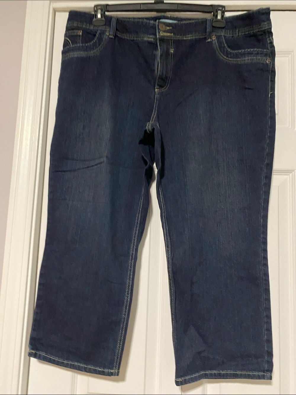 Chico's Dark Blue Capri Jeans